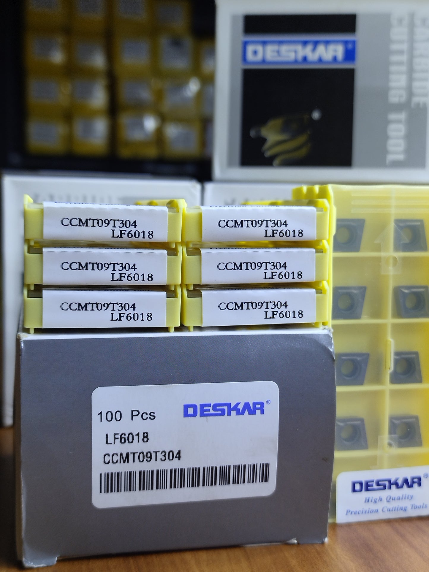 CCMT09T304/08 LF6018 TURNING INSERT (DESKAR)