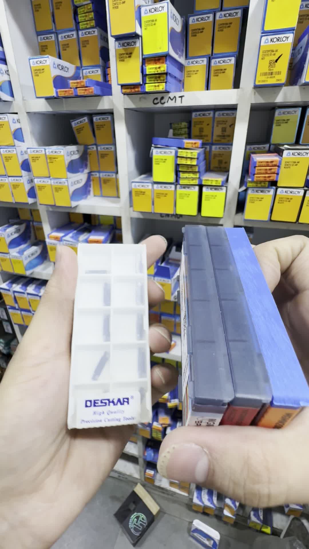 Deskar MGMN insert packaging shown in the Midland Tools video