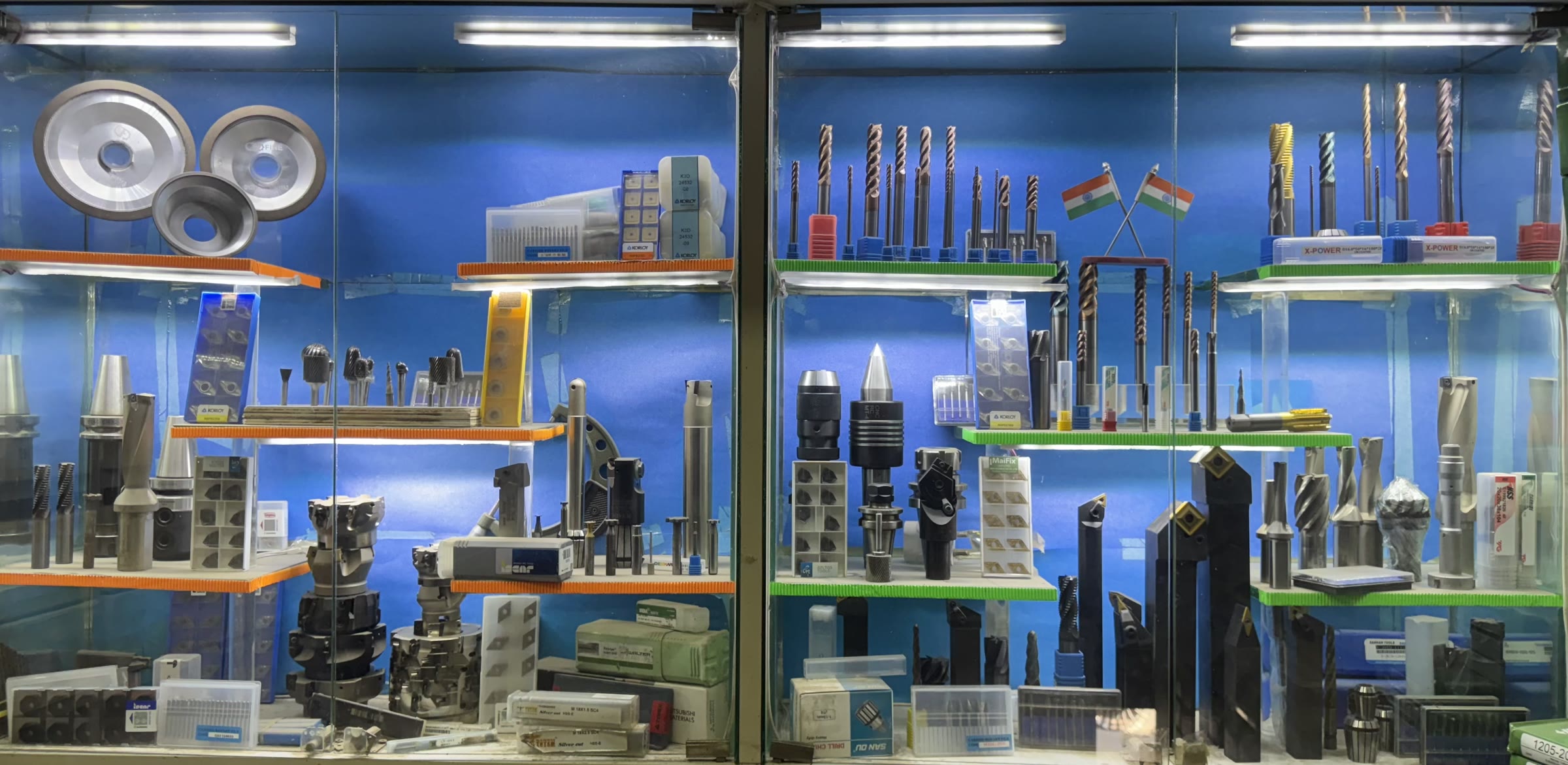 Midland Tools showroom — CNC cutting tools, inserts, drills, holders