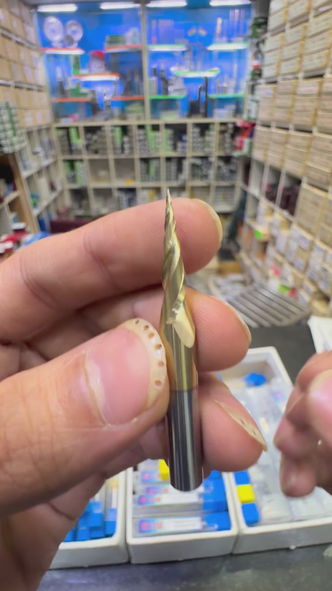 midland-media-d0a512b1c2ce7bd464a26aea-video | Solid Carbide Tapered Nose End Mill — 6/8 mm Shank, 1–5 mm Tip product video