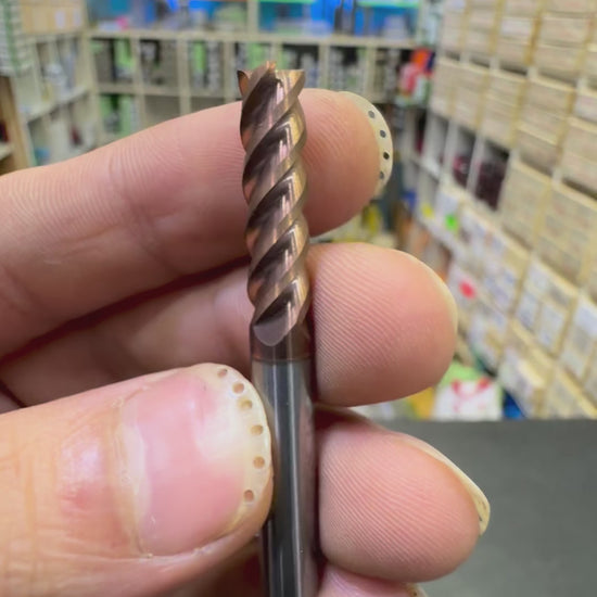 midland-media-0a59fdddeb2e97331bc2fdab-video | Carbide End Mill 55 HRC — UPTX 0518 Standard Series product video